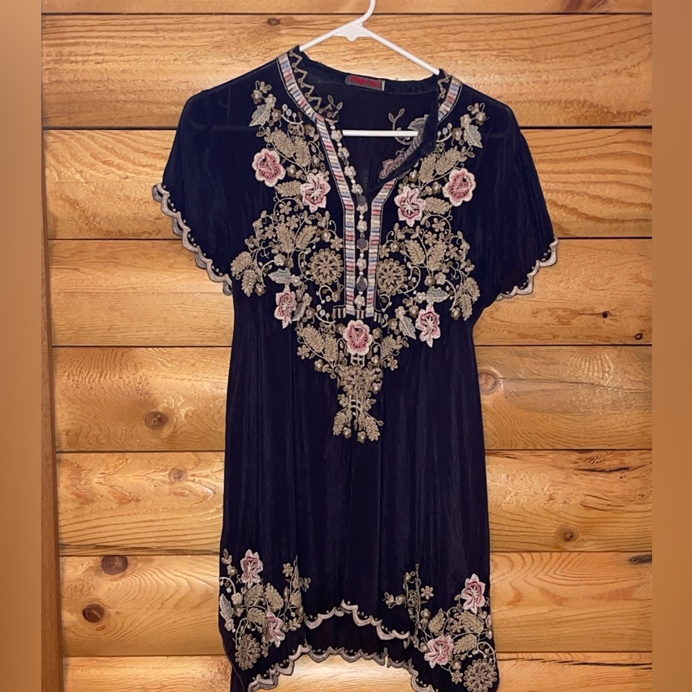 Boutique embroidered top
